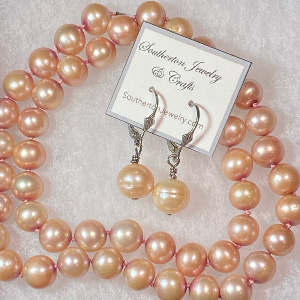 SJC 17 1/2” .925 Hand-Knotted Mauve Pearl Necklace